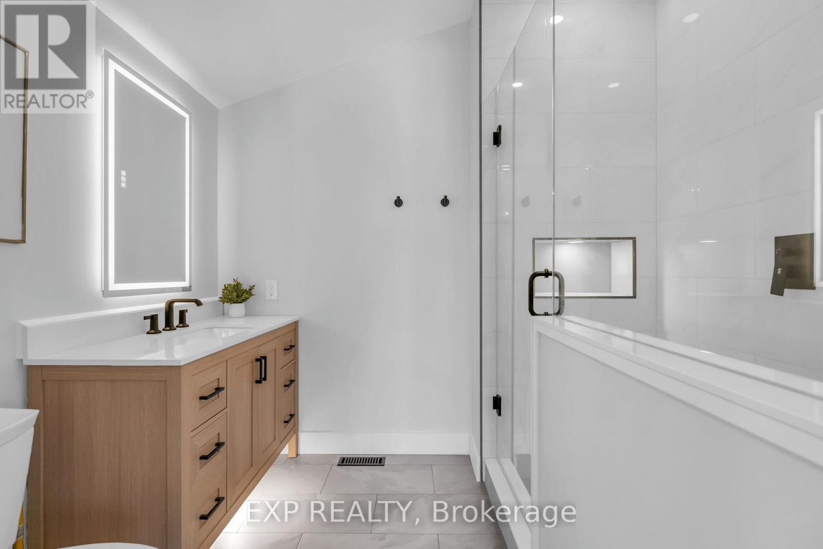 89 River Street, Georgina, Ontario  L0E 1R0 - Photo 26 - N13020682