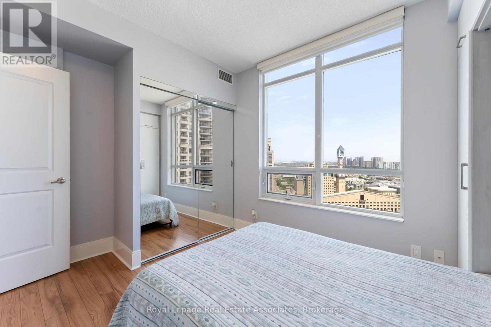 2604 - 330 Burnhamthorpe Road W, Mississauga, Ontario  L5C 4P4 - Photo 16 - W13020940