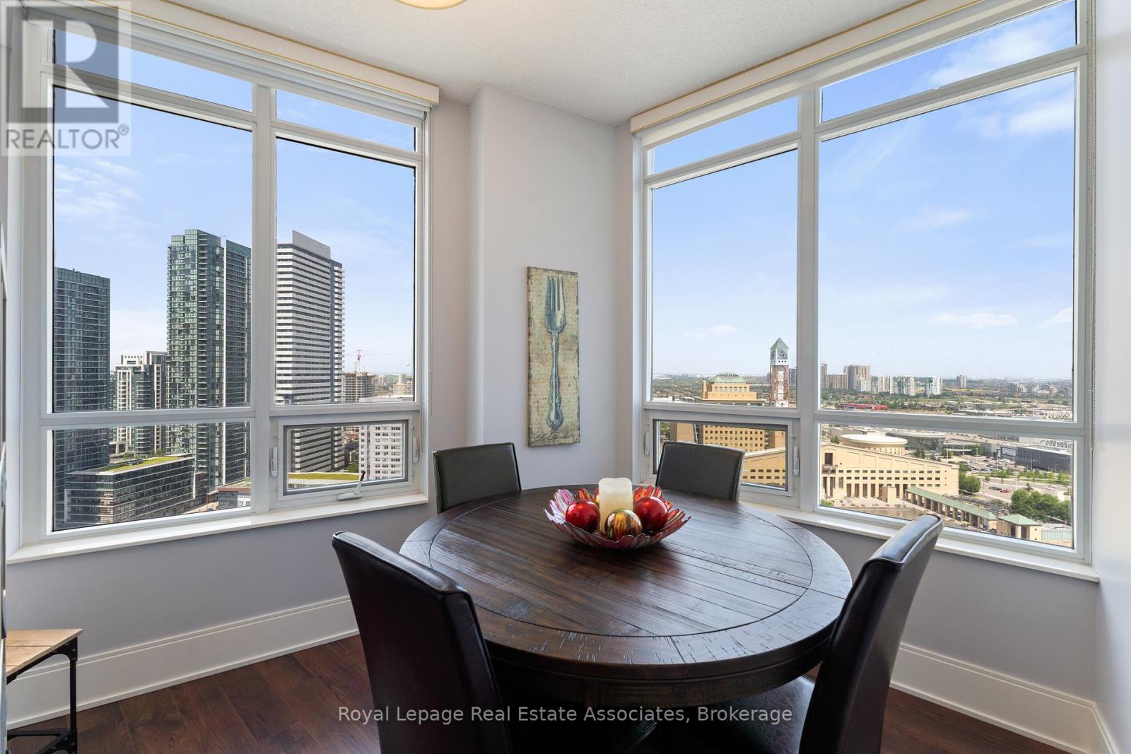 2604 - 330 Burnhamthorpe Road W, Mississauga, Ontario  L5C 4P4 - Photo 12 - W13020940