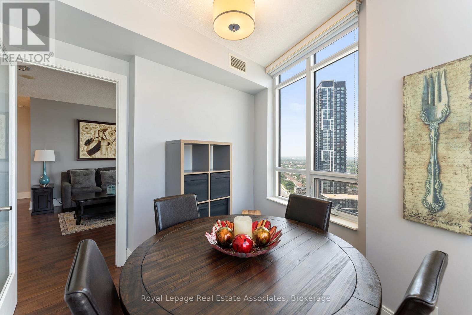 2604 - 330 Burnhamthorpe Road W, Mississauga, Ontario  L5C 4P4 - Photo 11 - W13020940