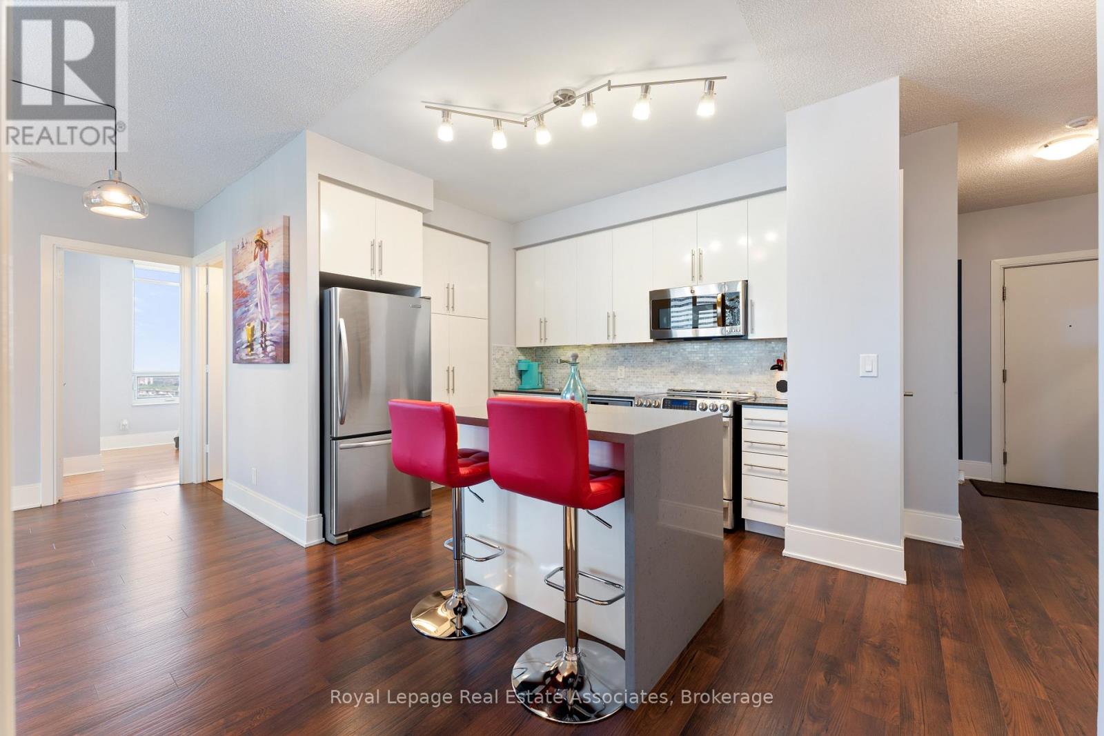 2604 - 330 Burnhamthorpe Road W, Mississauga, Ontario  L5C 4P4 - Photo 1 - W13020940