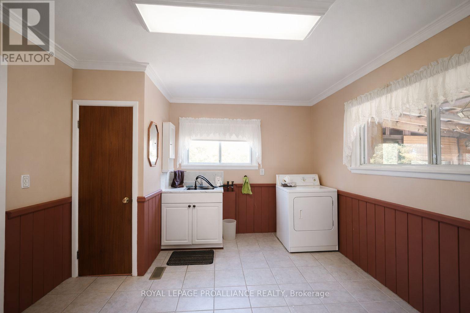 2370 Highway 37, Belleville, Ontario  K0K 2V0 - Photo 17 - X13021152