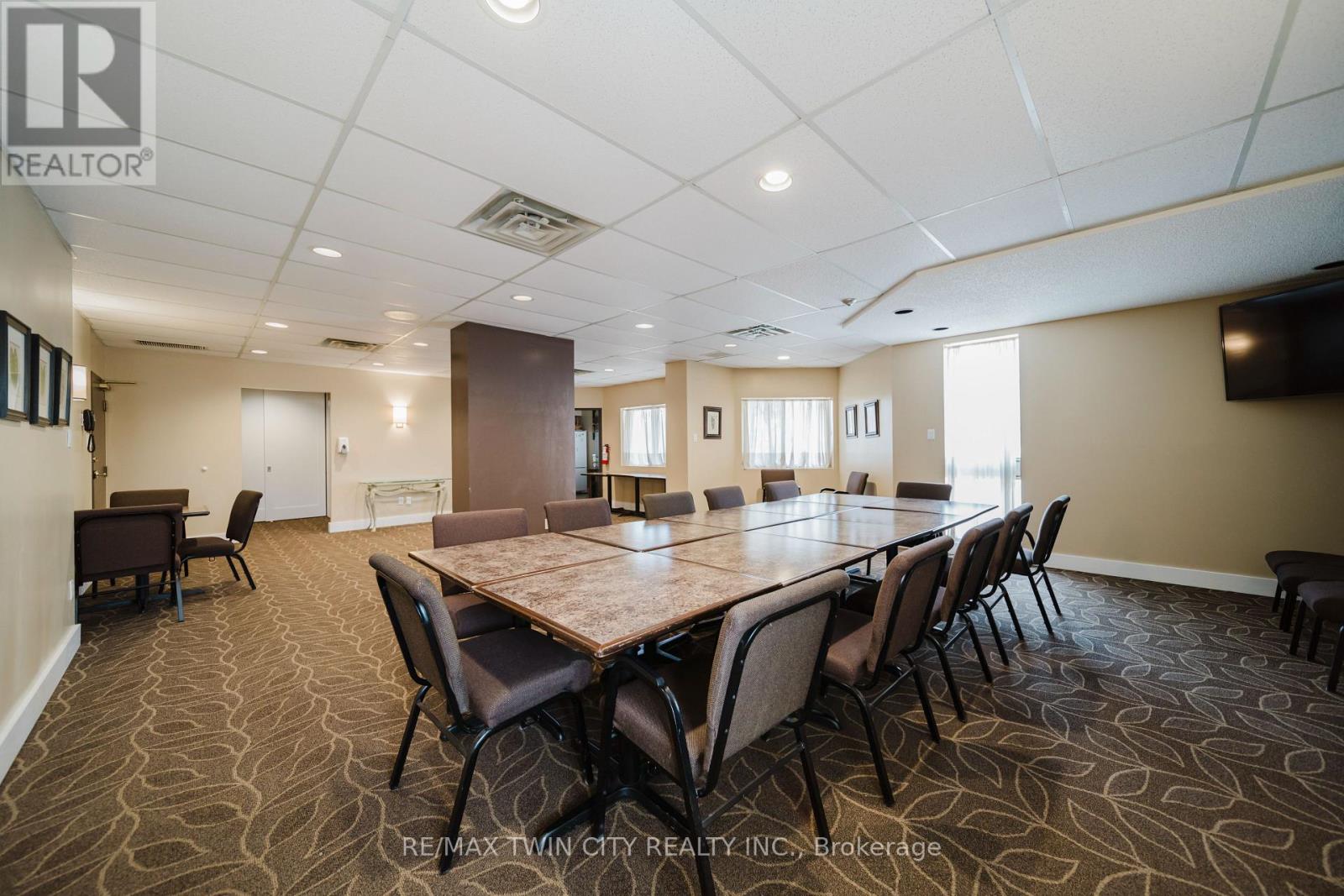 705 - 265 Westcourt Place, Waterloo, Ontario  N2L 6E4 - Photo 30 - X12877254