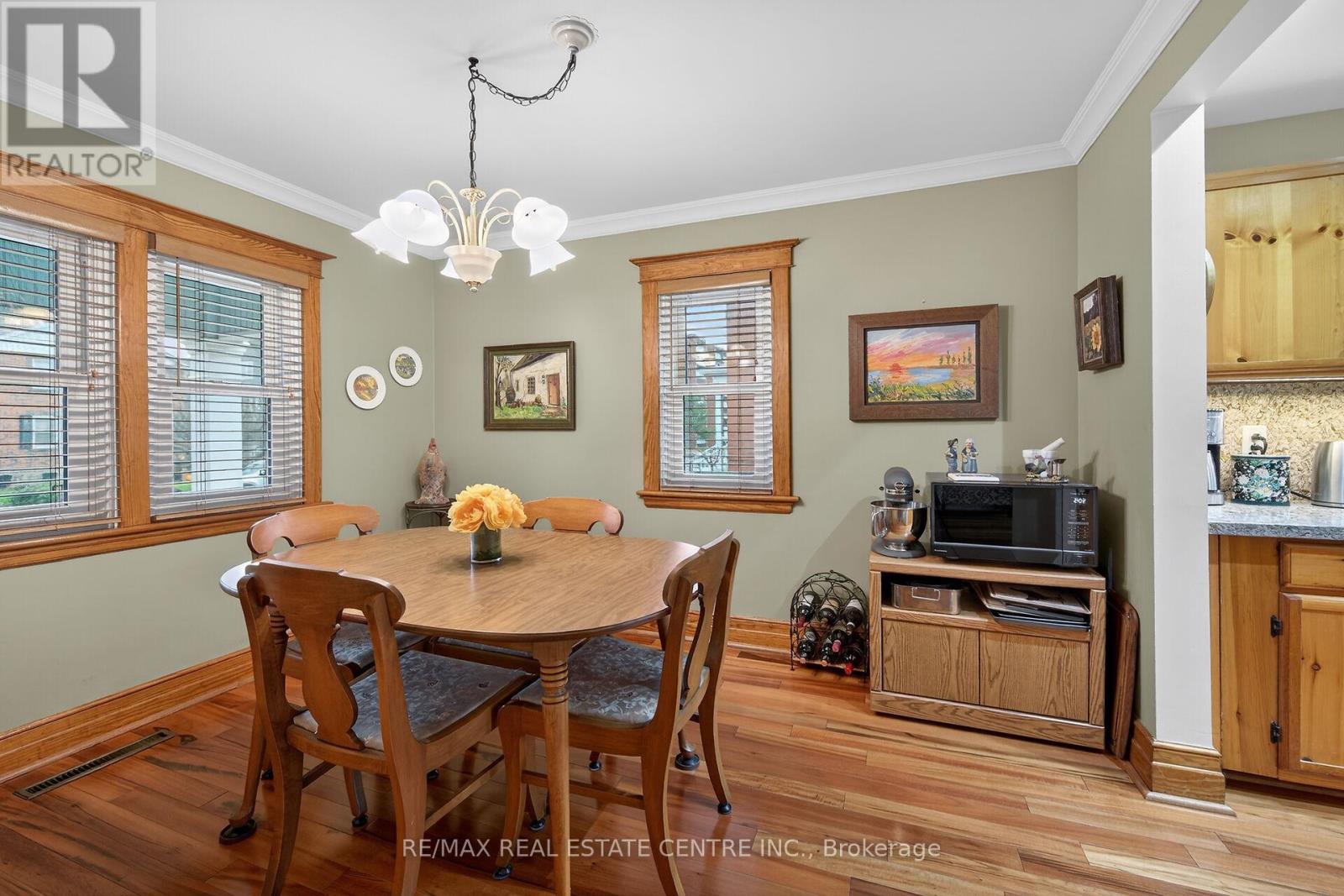 3 Second Street S, Hamilton, Ontario  L8G 1R4 - Photo 11 - X12950920