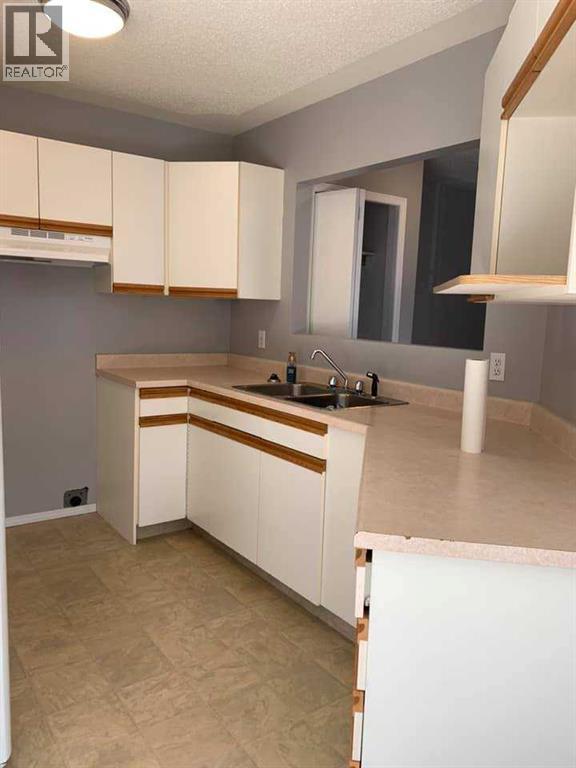 10231 107 Avenue, Grande Prairie, Alberta  T8V 1M2 - Photo 10 - A2303429