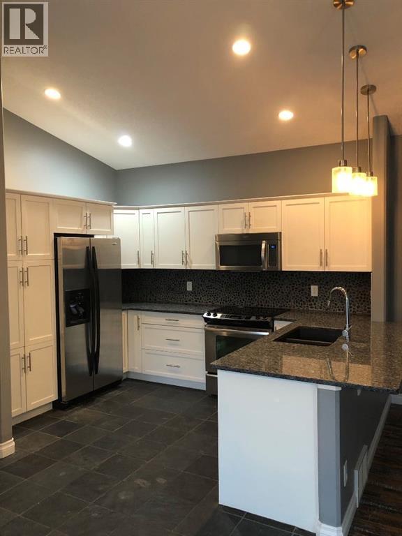 8453 102 Avenue, Grande Prairie, Alberta  T8X 0N7 - Photo 5 - A2299608