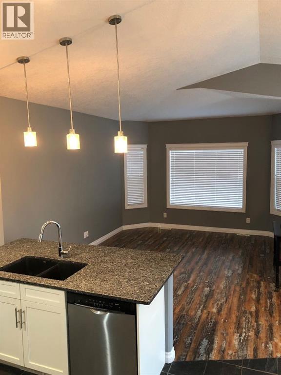 8453 102 Avenue, Grande Prairie, Alberta  T8X 0N7 - Photo 6 - A2299608