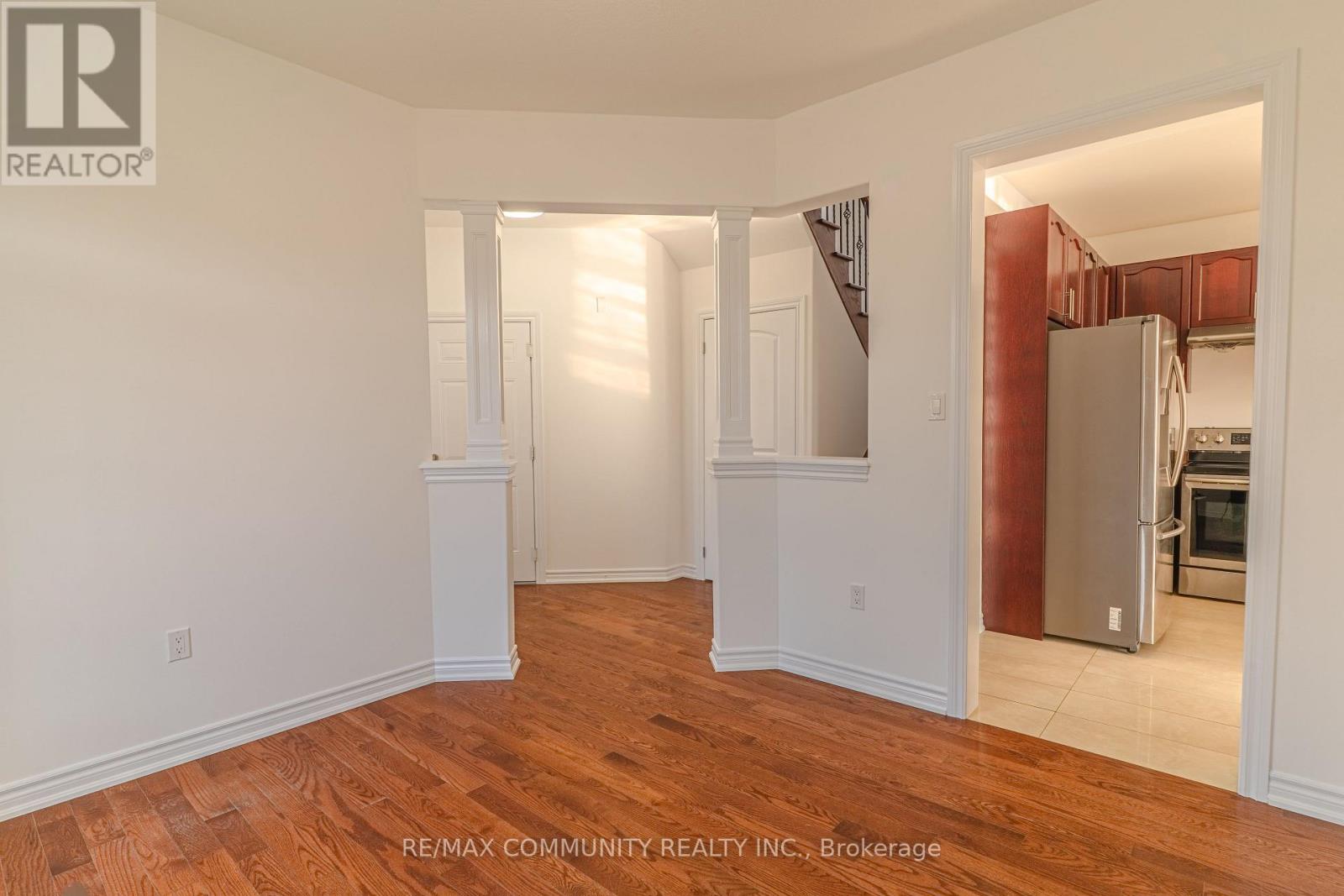 27 Bamburg Street, Georgina (Sutton & Jackson's Point), Ontario  L0E 1R0 - Photo 11 - N13021538