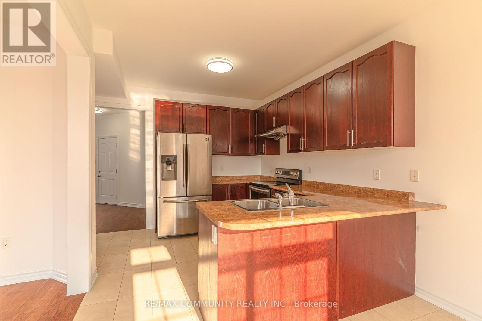 27 Bamburg Street, Georgina (Sutton & Jackson's Point), Ontario  L0E 1R0 - Photo 14 - N13021538