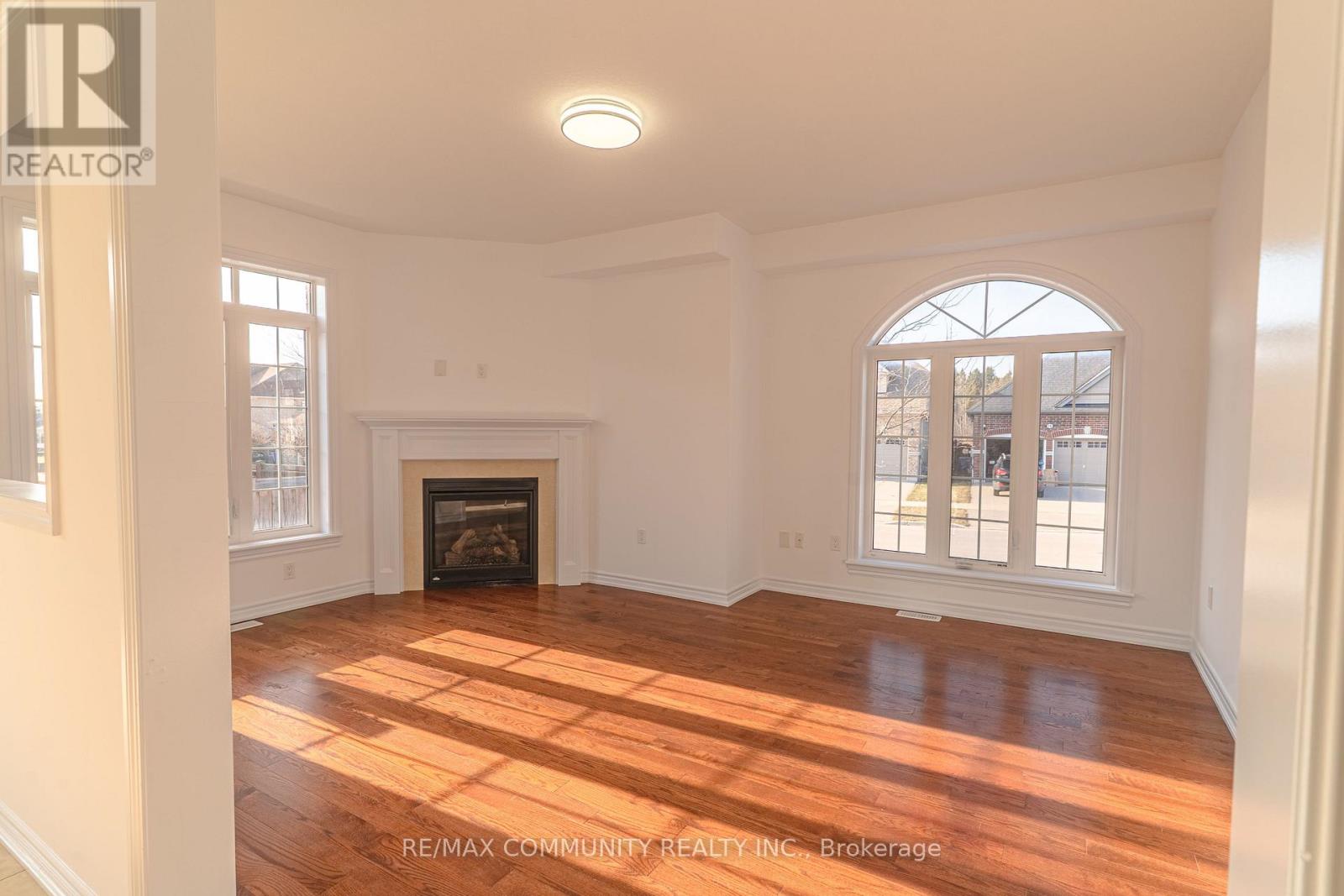 27 Bamburg Street, Georgina (Sutton & Jackson's Point), Ontario  L0E 1R0 - Photo 16 - N13021538