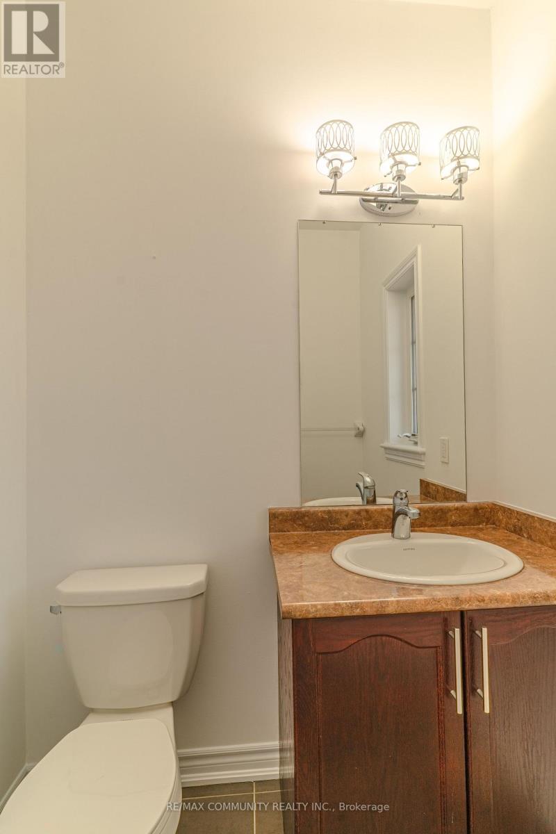 27 Bamburg Street, Georgina (Sutton & Jackson's Point), Ontario  L0E 1R0 - Photo 7 - N13021538