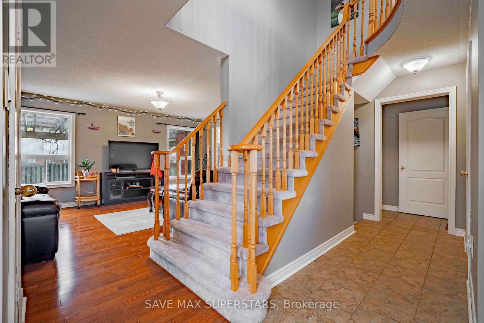 63 Gore Drive, Barrie, Ontario  L4N 5R5 - Photo 18 - S13021534