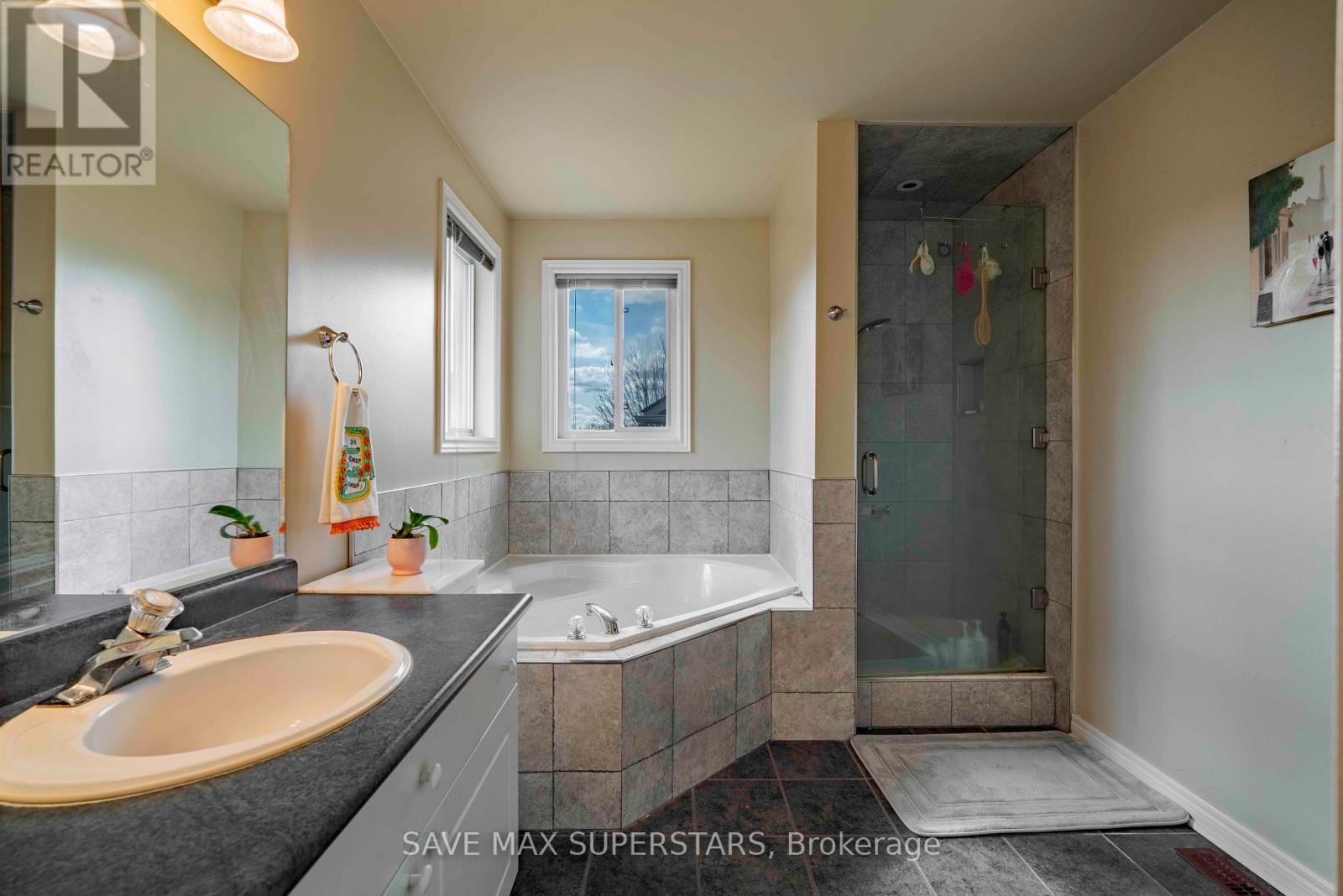 63 Gore Drive, Barrie, Ontario  L4N 5R5 - Photo 24 - S13021534