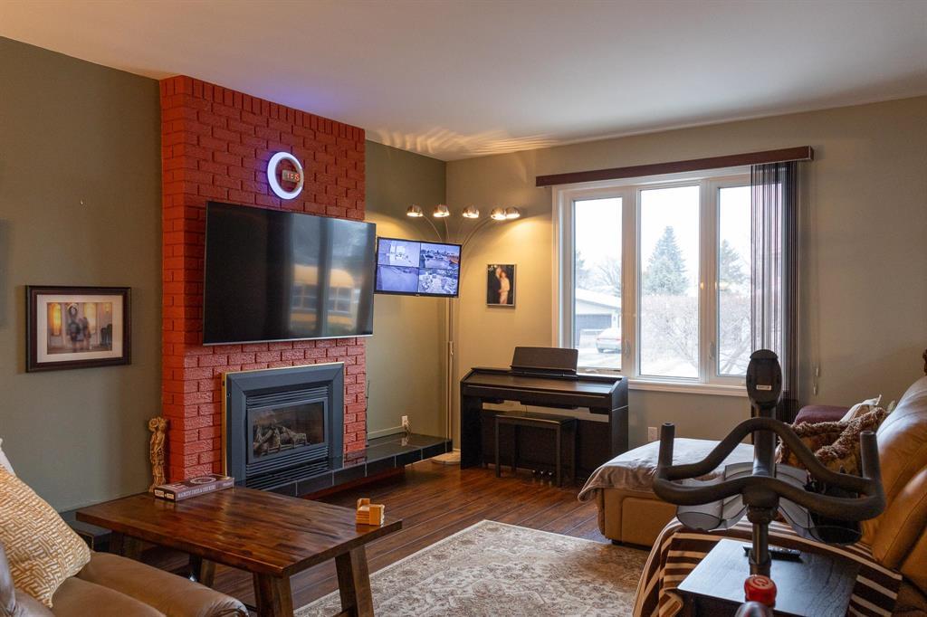 32 Springwood Bay, Steinbach, Manitoba  R5G 2E8 - Photo 6 - 202607493