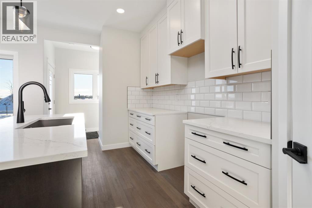 6322 26 Avenue, Camrose, Alberta  T4V 5J6 - Photo 5 - A2245318