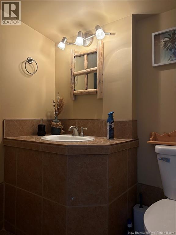 579 Principale, Petit-Rocher, New Brunswick  E2L 1H9 - Photo 23 - NB136456