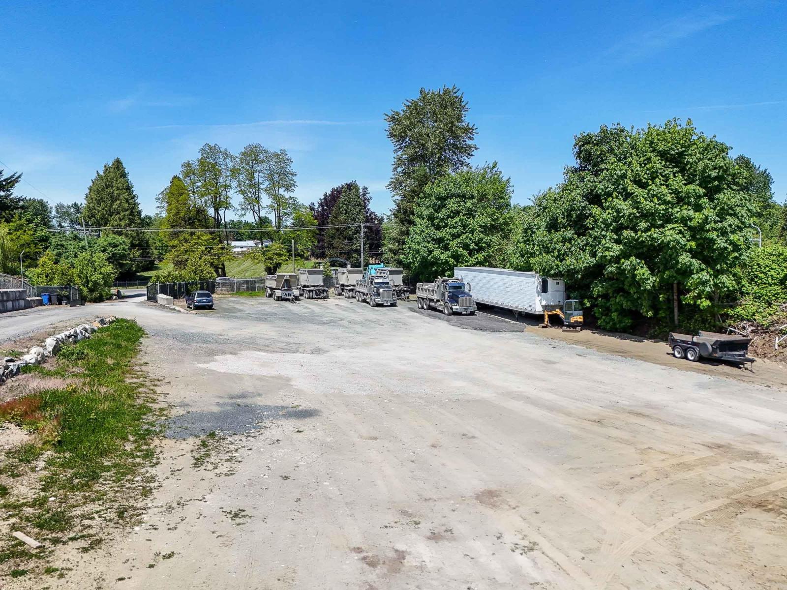 28422 FRASER HIGHWAY, Abbotsford, British Columbia