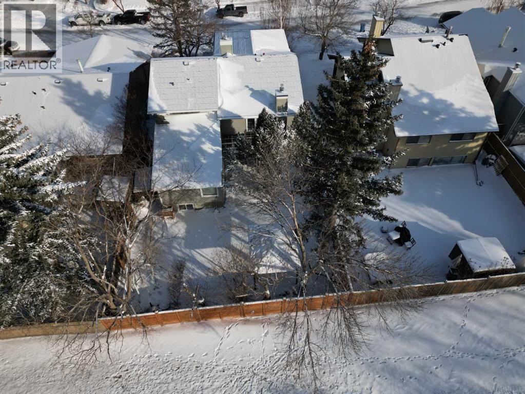 188 Bernard Drive NW, Calgary, Alberta  T3K 2B7 - Photo 42 - A2287043