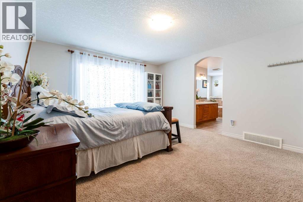 14 Bridlerange Circle Sw, Calgary, Alberta  T2Y 5H4 - Photo 21 - A2299317