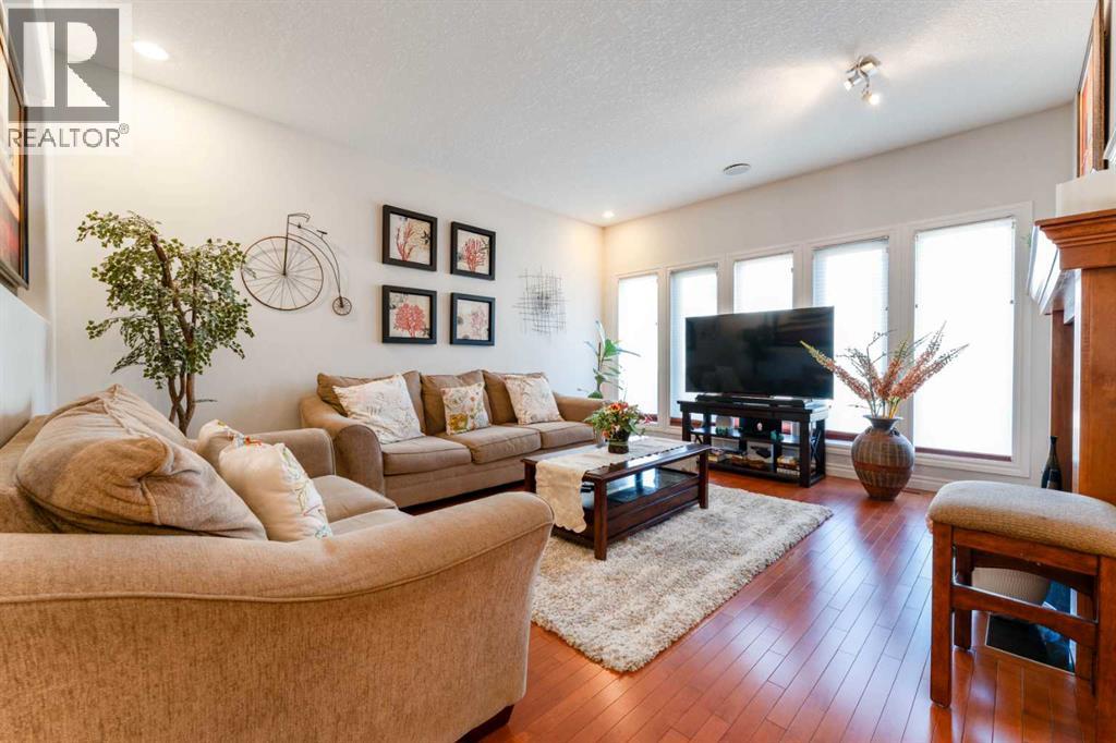 14 Bridlerange Circle Sw, Calgary, Alberta  T2Y 5H4 - Photo 7 - A2299317