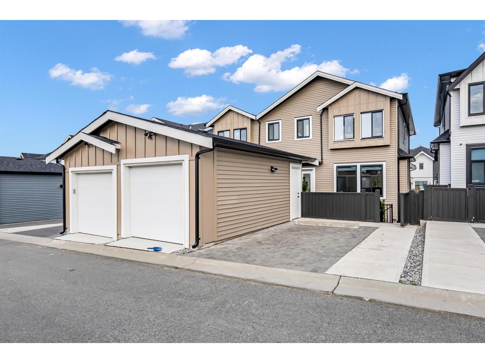 7629 197 Street, Langley, British Columbia  V2Y 3T4 - Photo 8 - R3113315