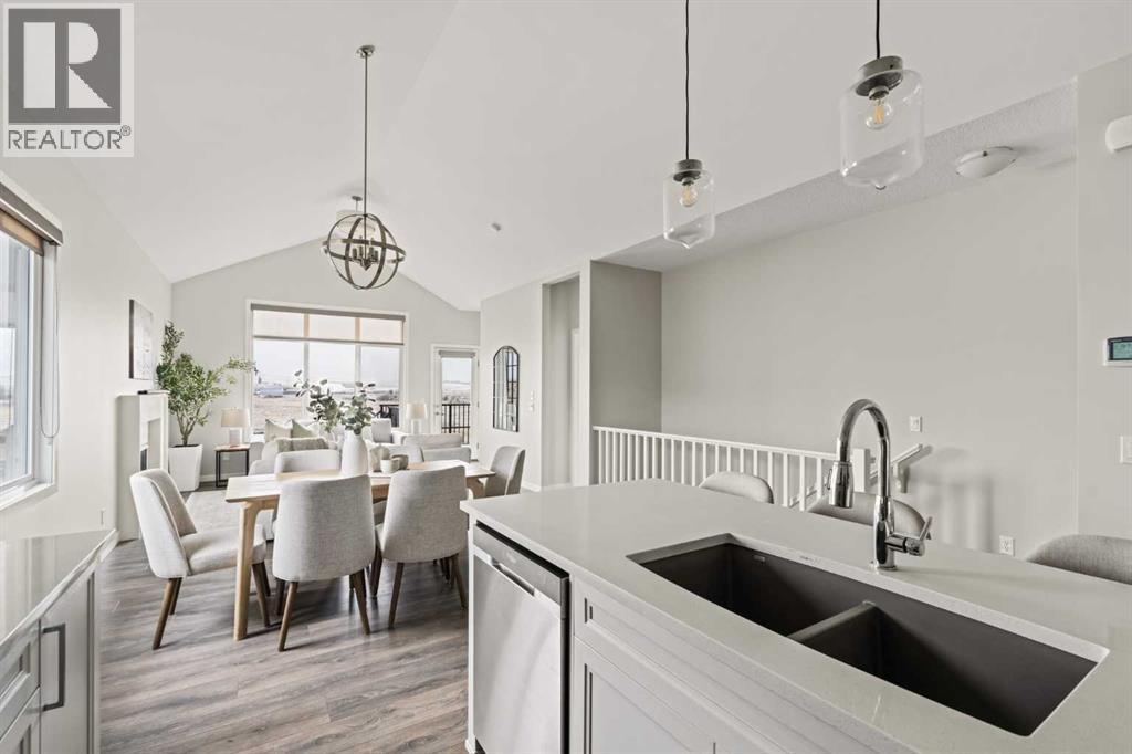 106, 55 Fireside Circle, Cochrane, Alberta  T4C 2P5 - Photo 5 - A2299749