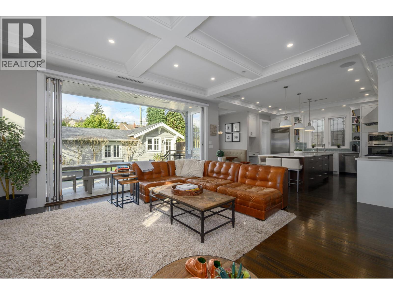 4297 W 11th Avenue, Vancouver, British Columbia  V6R 2L8 - Photo 3 - R3104645