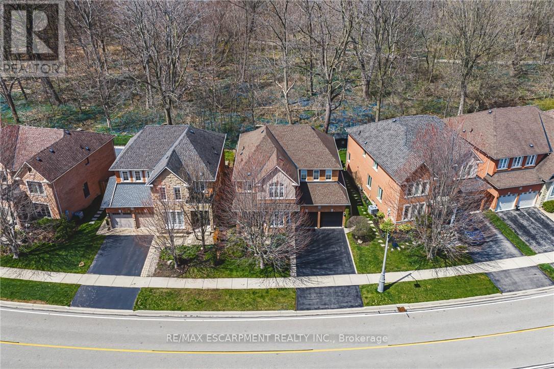 125 CREEK PATH AVENUE, oakville (br bronte), Ontario