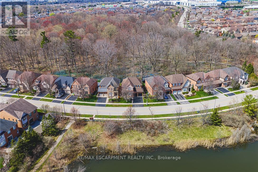 125 Creek Path Avenue, Oakville (Br Bronte), Ontario  L6L 6T3 - Photo 43 - W13021472