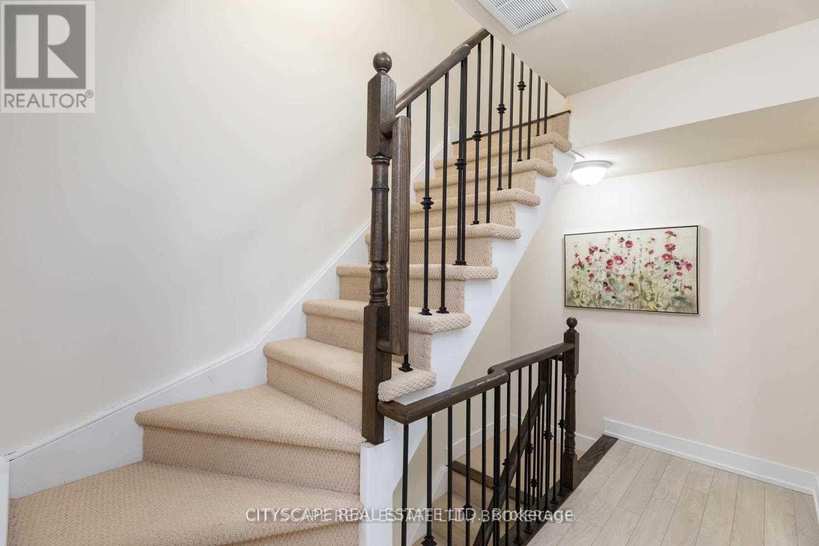 1060 Lansdowne Avenue, Toronto (Dovercourt-Wallace Emerson-Junction), Ontario  M5E 0A9 - Photo 10 - W13021478