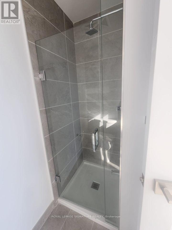 3205 - 36 Elm Drive, Mississauga, Ontario  L5B 1L9 - Photo 10 - W13021492