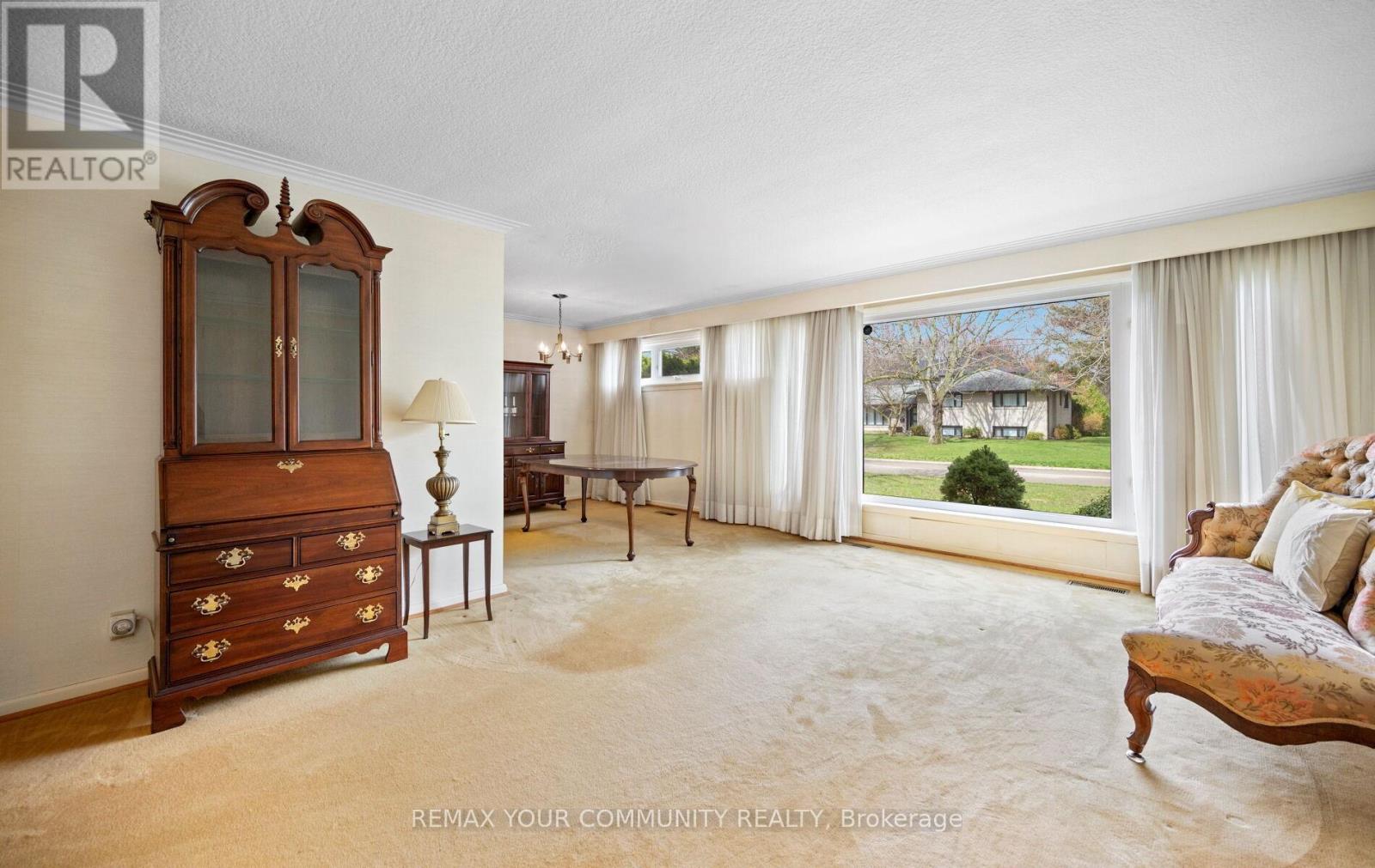 628 Shenandoah Drive, Mississauga, Ontario  L5H 1V9 - Photo 11 - W13021502