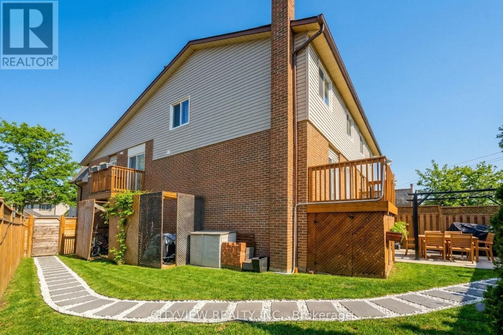 64 Foxacre Row, Brampton, Ontario  L6V 3P5 - Photo 43 - W13021508