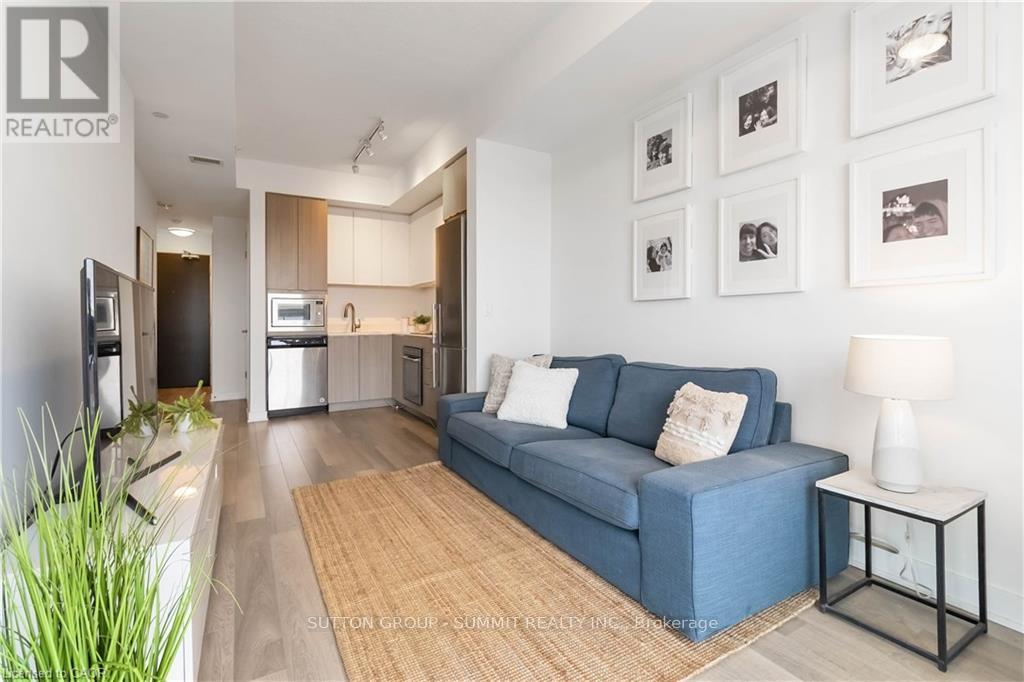 D422 - 5220 Dundas Street, Burlington, Ontario  L7L 0J4 - Photo 10 - W13021560