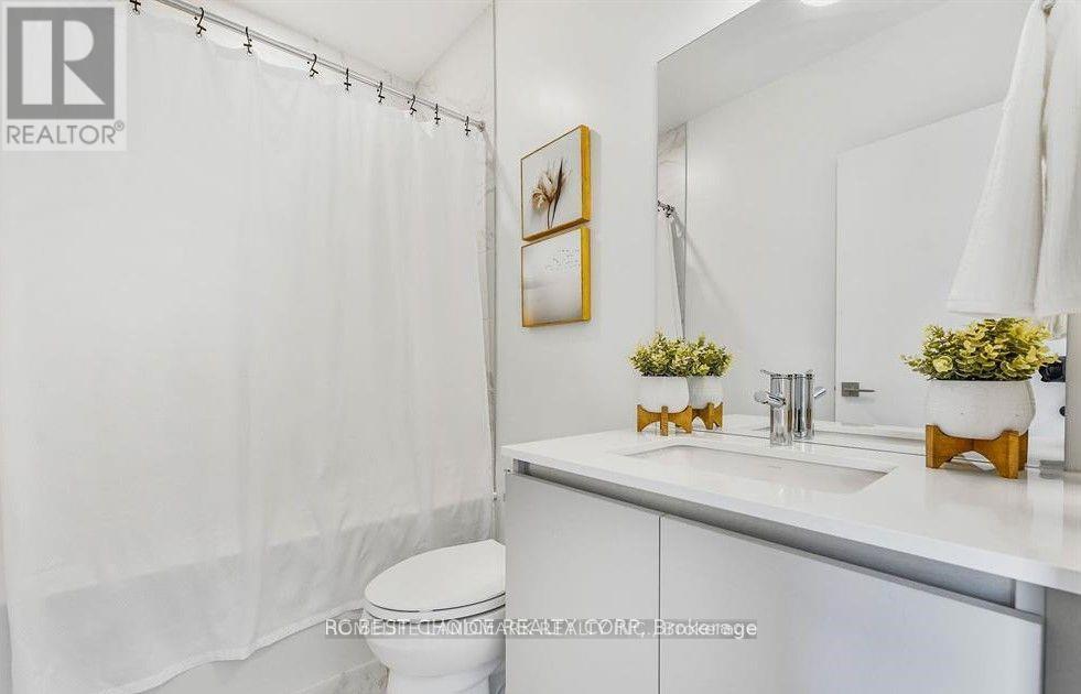 3058 Trailside Drive, Oakville, Ontario  L6M 4M2 - Photo 13 - W13021564