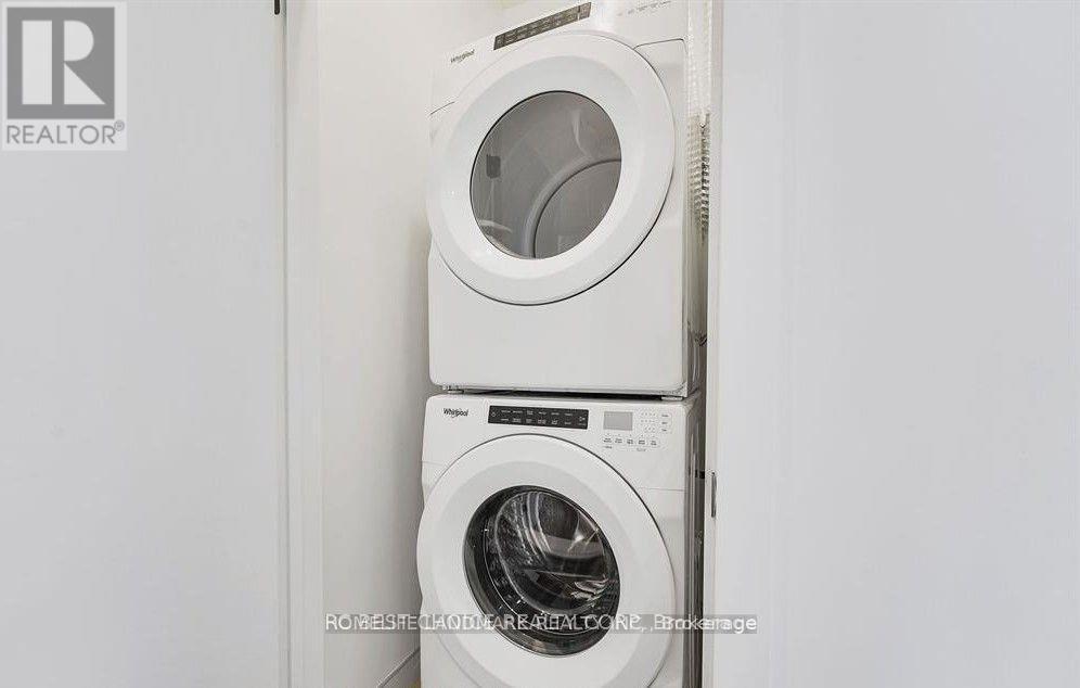 3058 Trailside Drive, Oakville, Ontario  L6M 4M2 - Photo 14 - W13021564