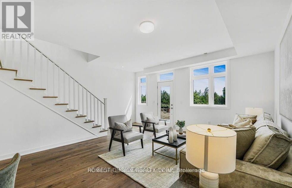 3058 Trailside Drive, Oakville, Ontario  L6M 4M2 - Photo 4 - W13021564