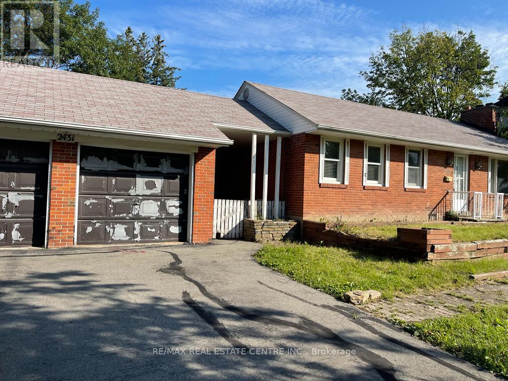 2431 Thorn Lodge Drive, Mississauga, Ontario  L5K 1K8 - Photo 8 - W13021574