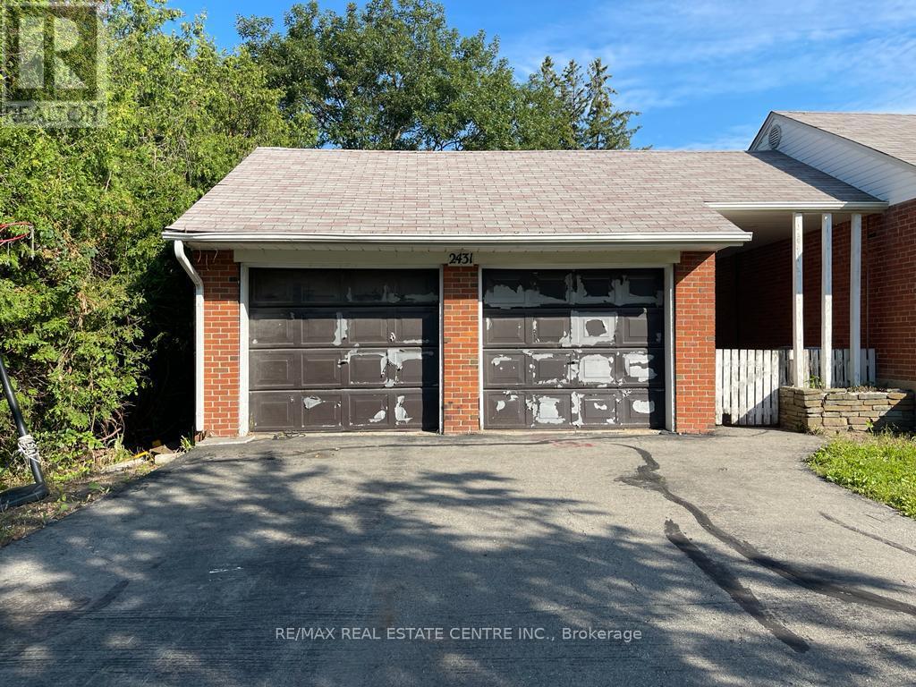 2431 Thorn Lodge Drive, Mississauga, Ontario  L5K 1K8 - Photo 9 - W13021574