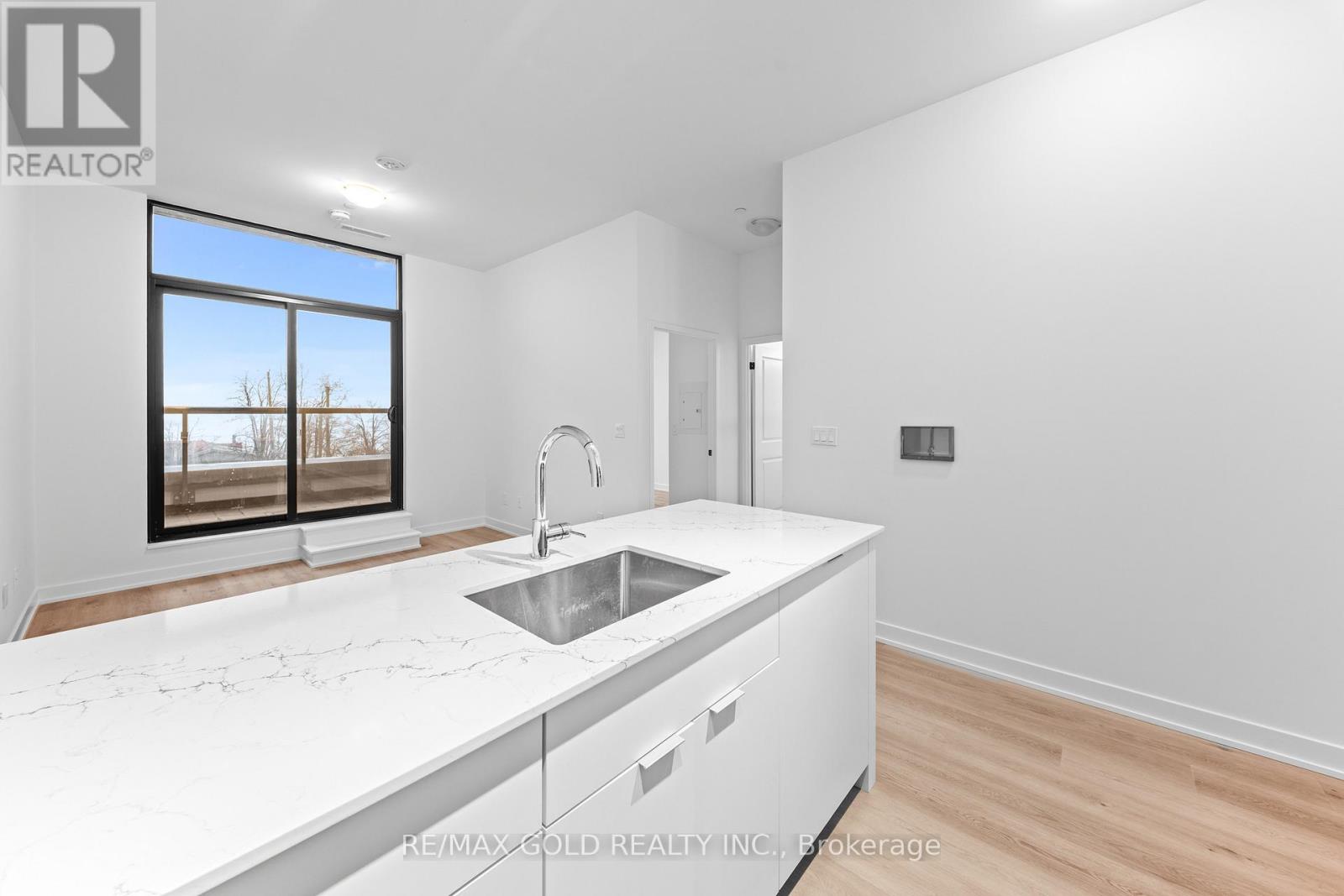 214 - 2075 Lakeshore Road, Burlington, Ontario  L7R 1E2 - Photo 27 - W13021596