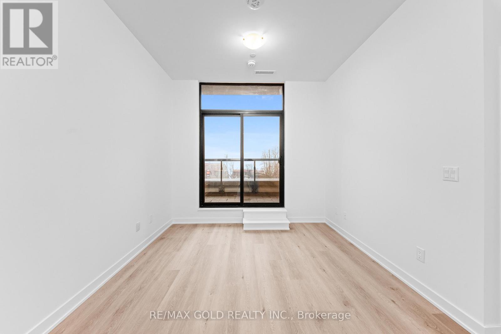 214 - 2075 Lakeshore Road, Burlington, Ontario  L7R 1E2 - Photo 28 - W13021596