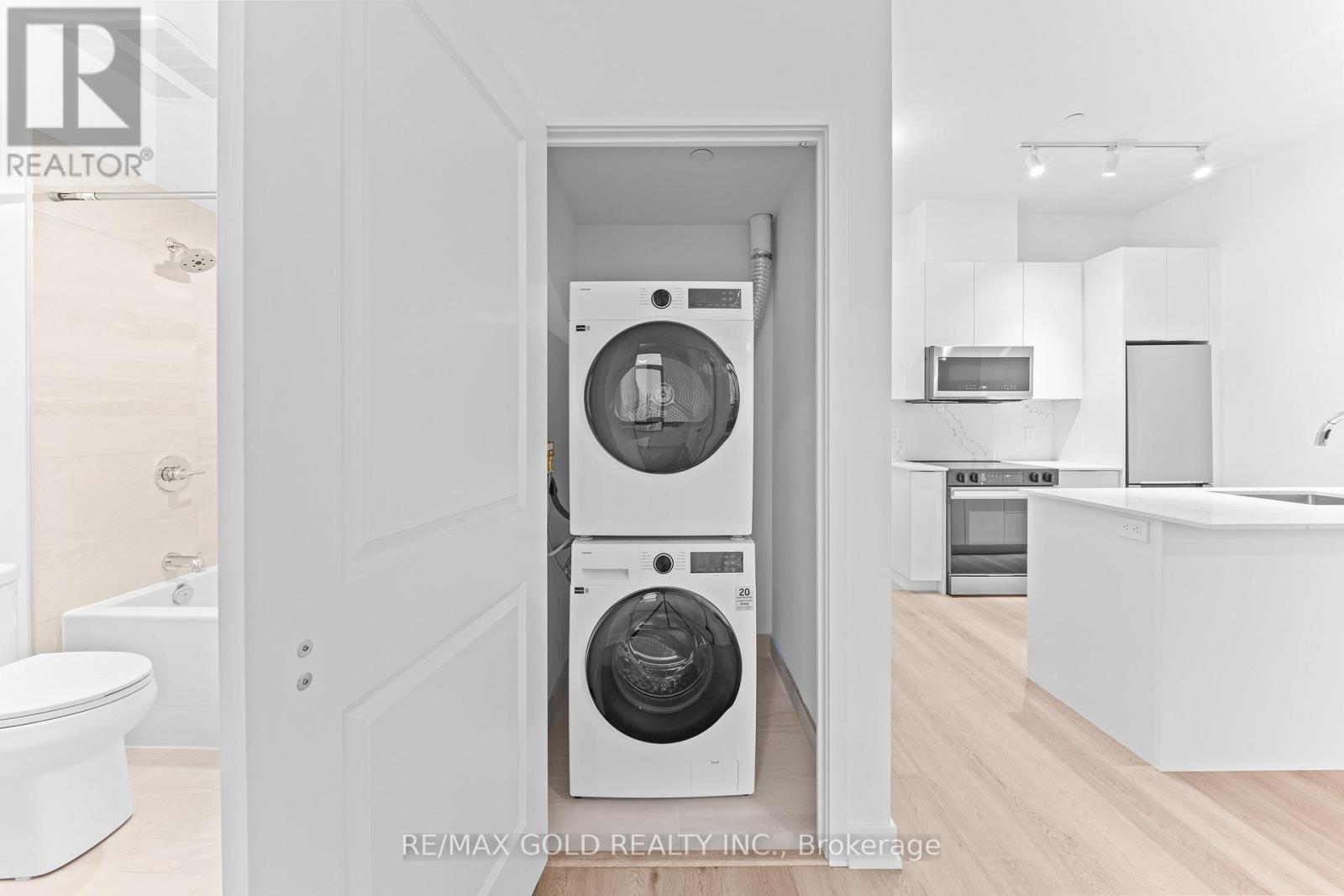 214 - 2075 Lakeshore Road, Burlington, Ontario  L7R 1E2 - Photo 37 - W13021596