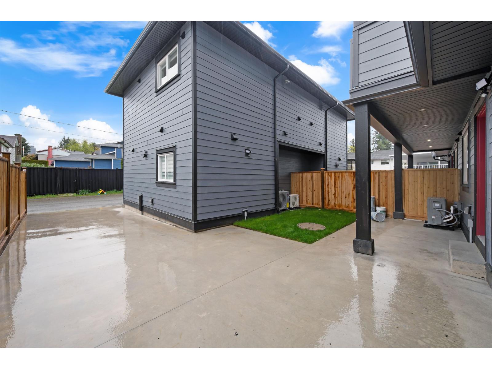 102 10432 128 Street, Surrey, British Columbia  V3T 5J1 - Photo 9 - R3113388