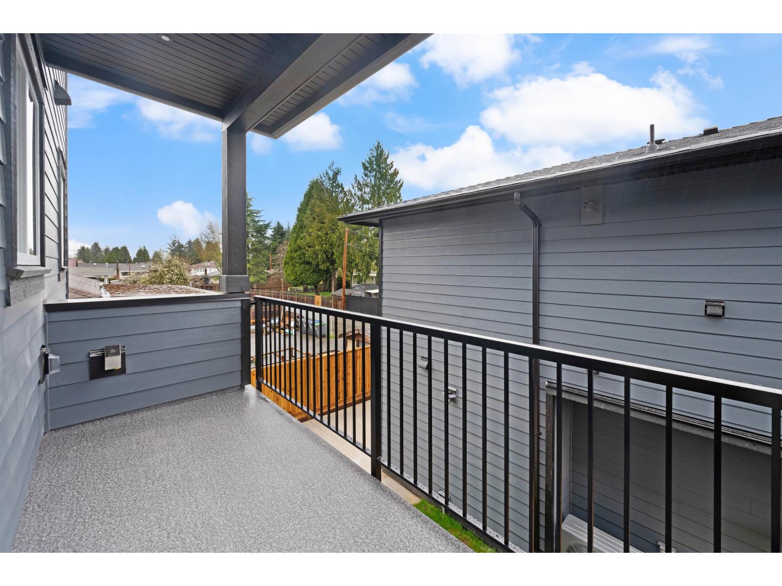 102 10432 128 Street, Surrey, British Columbia  V3T 5J1 - Photo 32 - R3113388