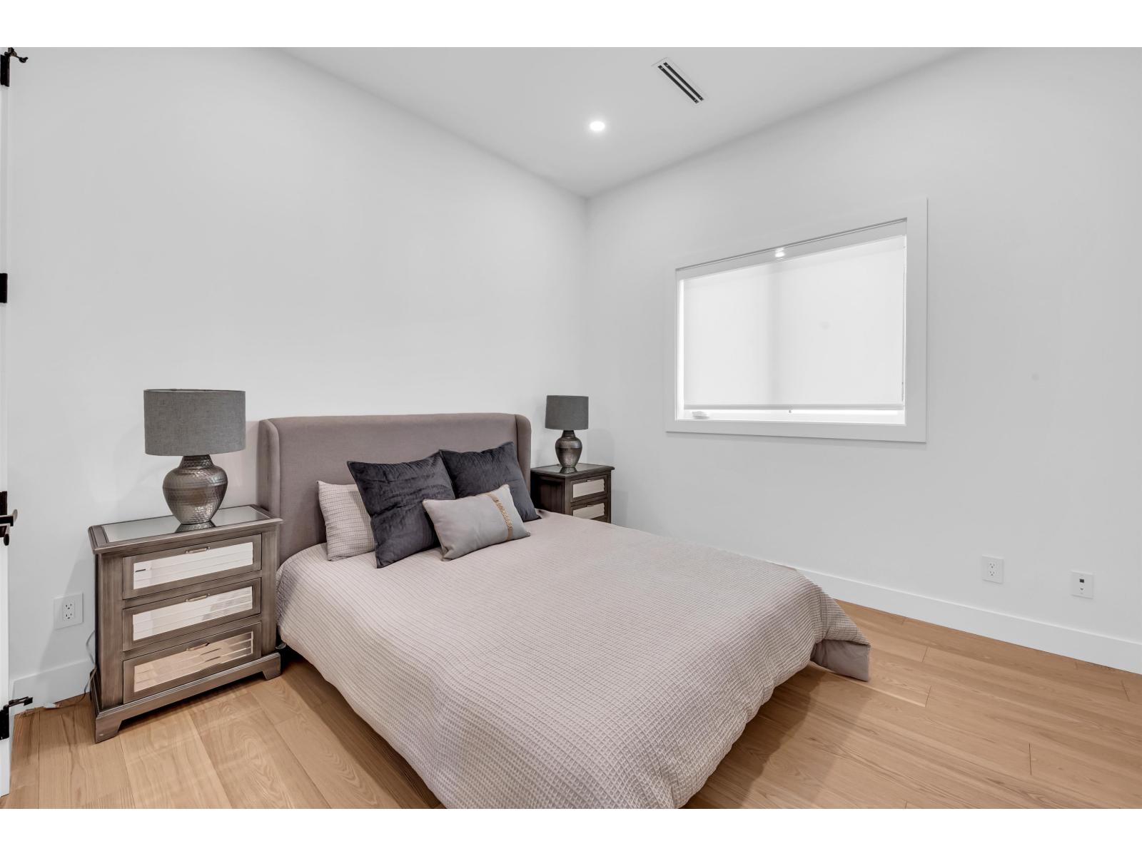 6918 204a Street, Langley, British Columbia  V2Y 0W4 - Photo 15 - R3113353