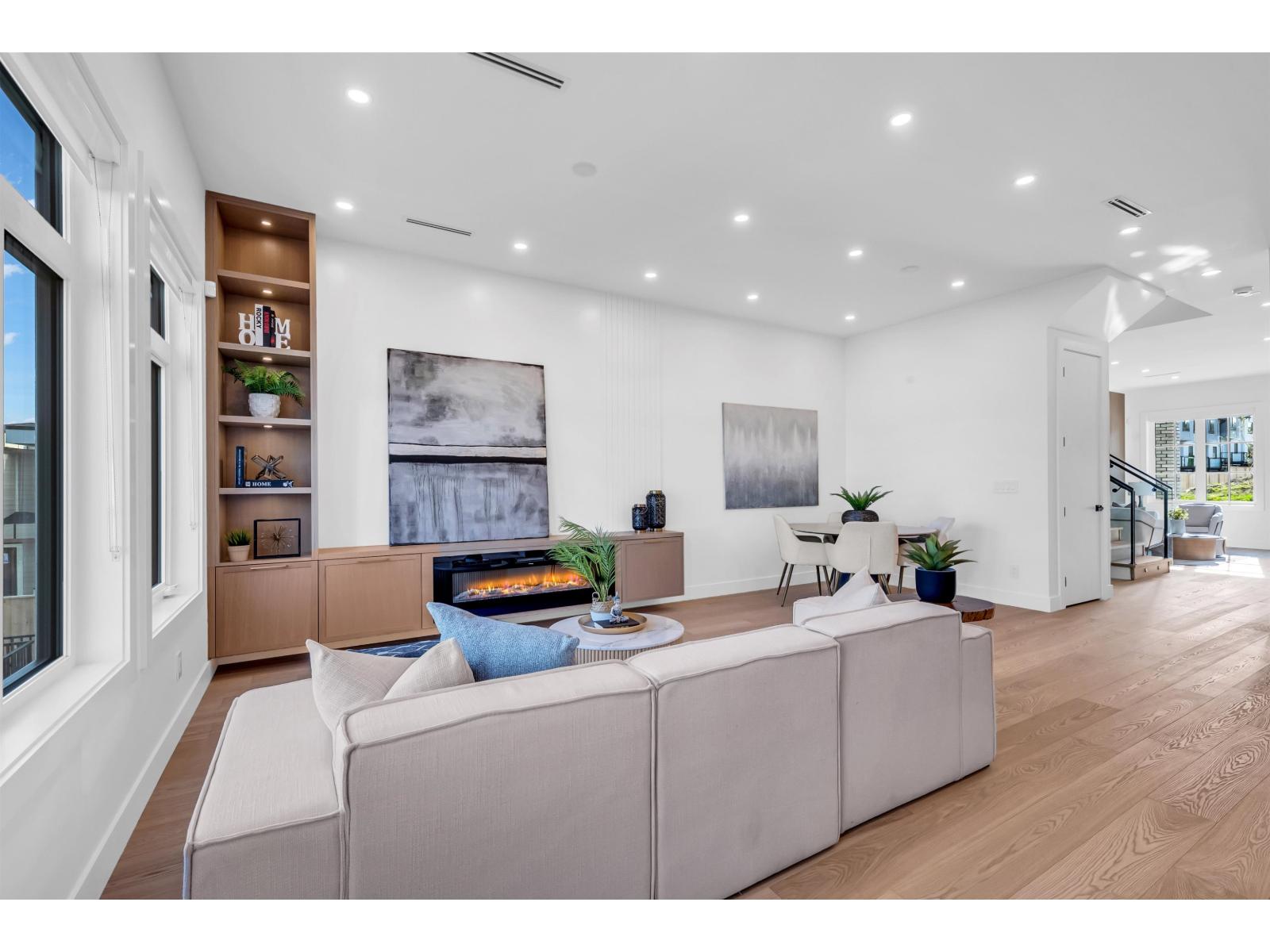 6918 204a Street, Langley, British Columbia  V2Y 0W4 - Photo 18 - R3113353