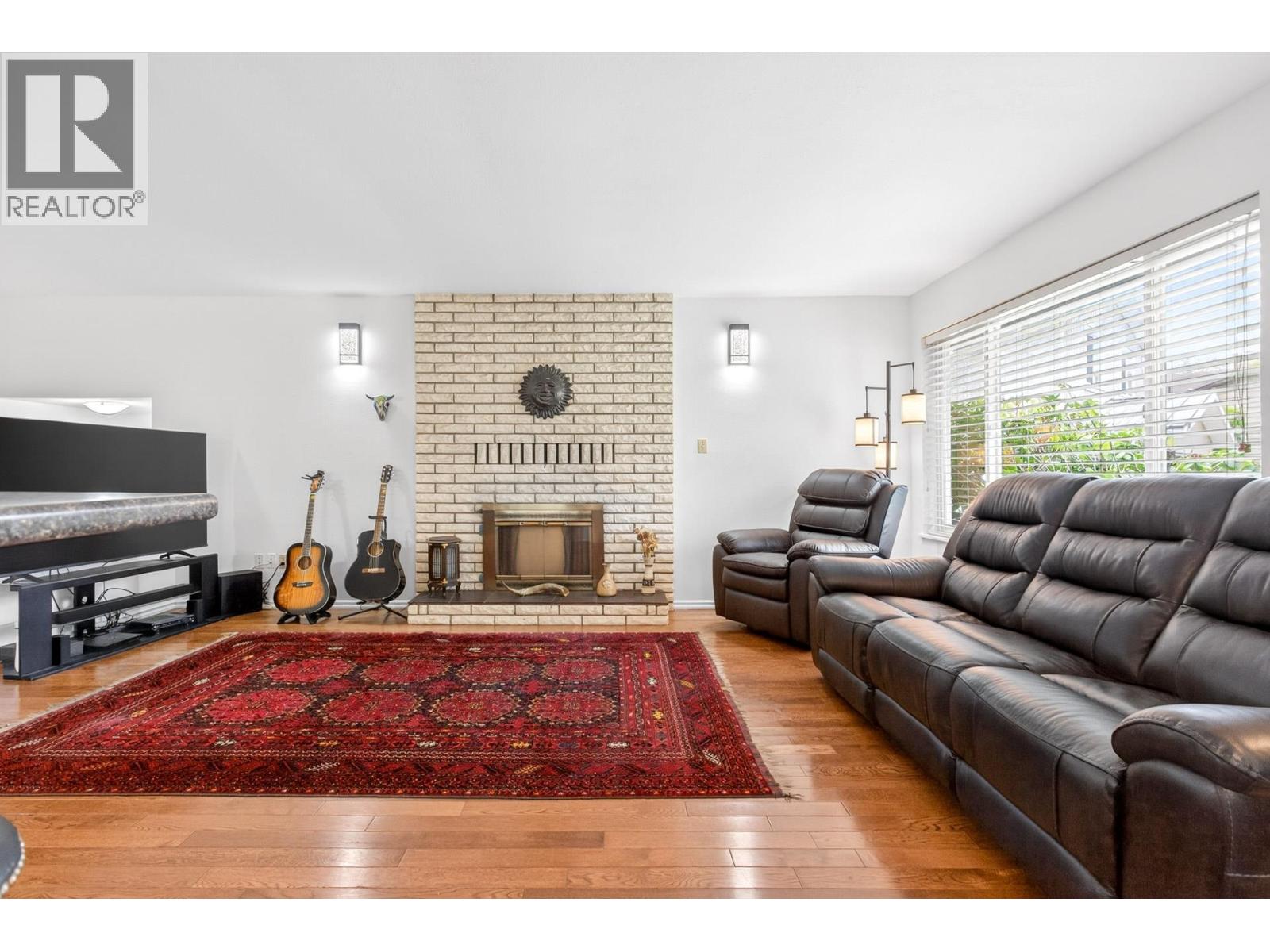 2176 Laurier Avenue, Port Coquitlam, British Columbia  V3B 5N7 - Photo 5 - R3113204