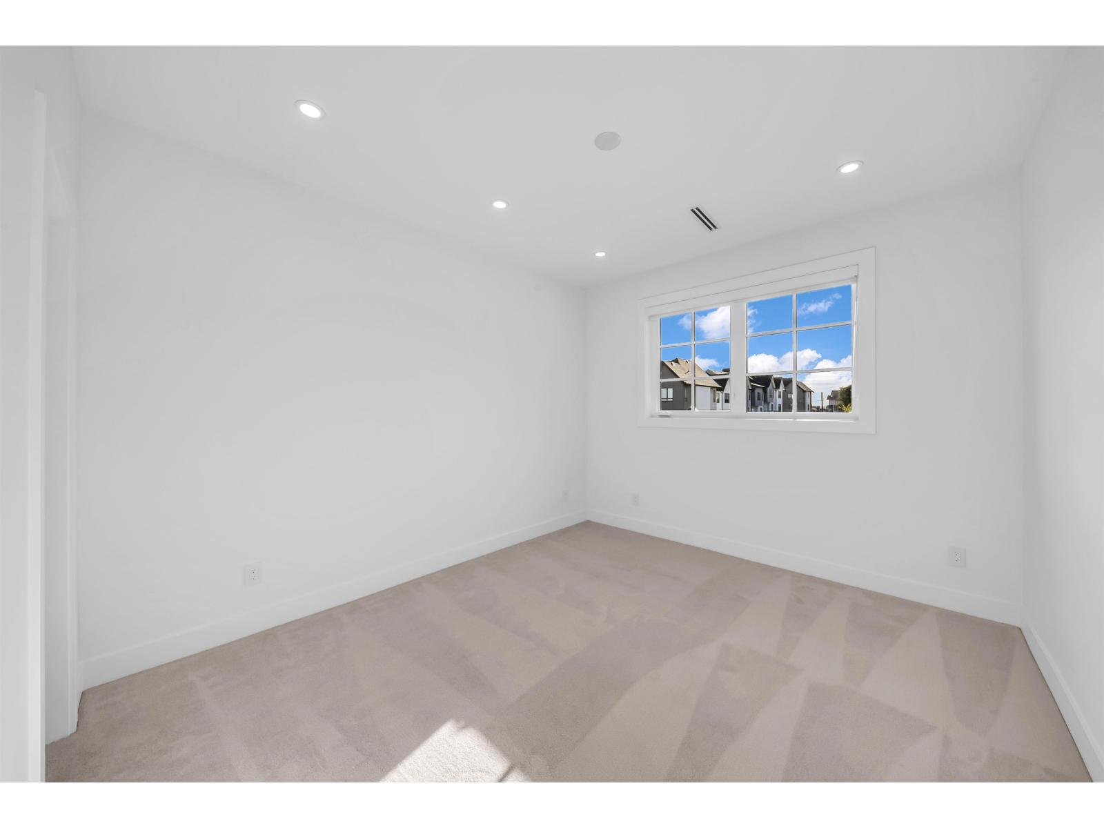 6918 204a Street, Langley, British Columbia  V2Y 0W4 - Photo 30 - R3113353