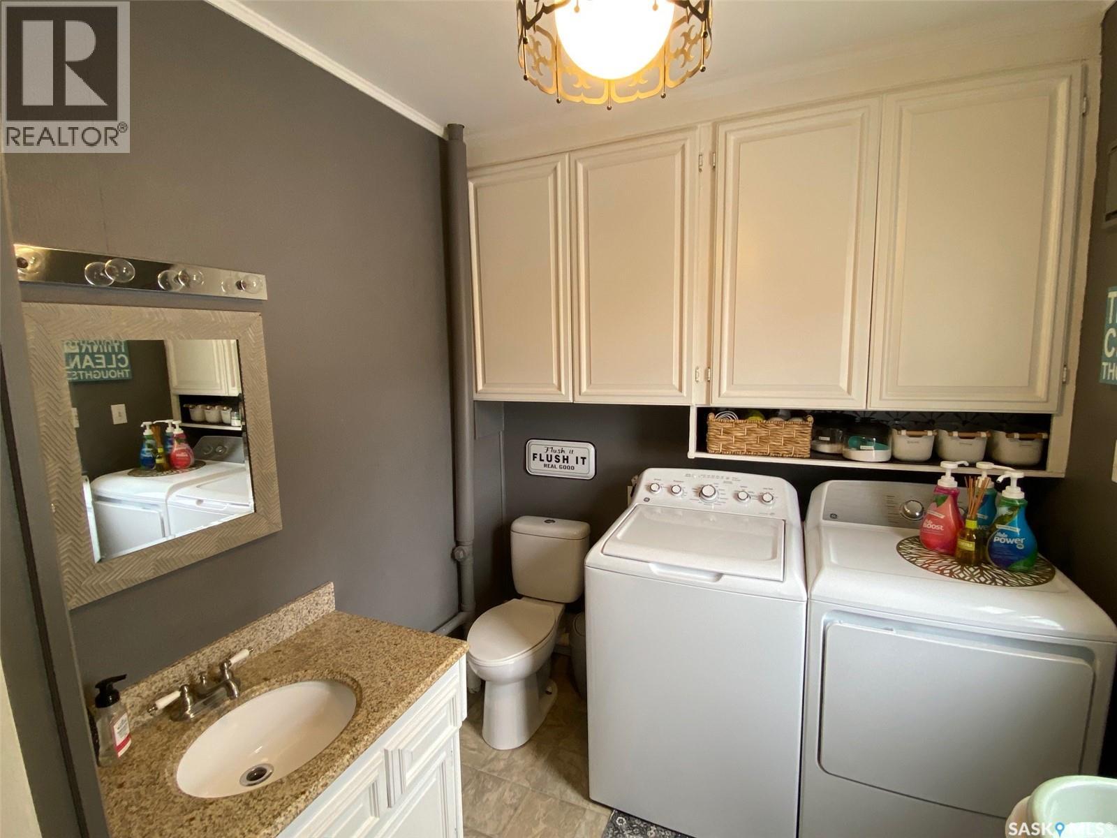 216 Second Avenue N, Yorkton, Saskatchewan  S3N 1G7 - Photo 24 - SK033409