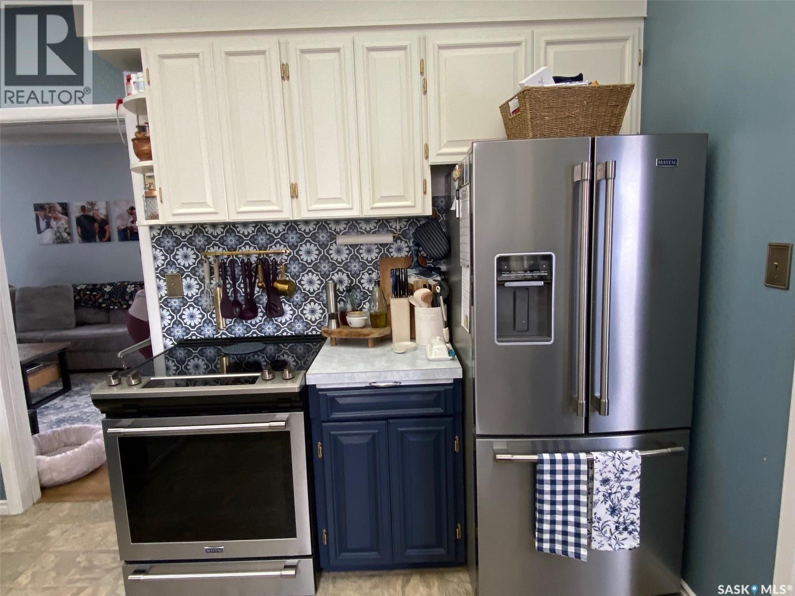 216 Second Avenue N, Yorkton, Saskatchewan  S3N 1G7 - Photo 9 - SK033409